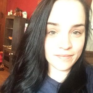 Meet your Posher, Arielle